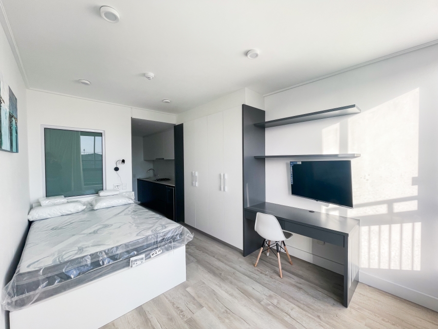 1 Bedroom Property for Sale in Woodstock Western Cape